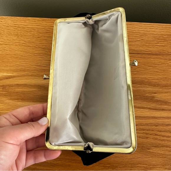 Vintage Black Velvet Clutch - Picture 5 of 7